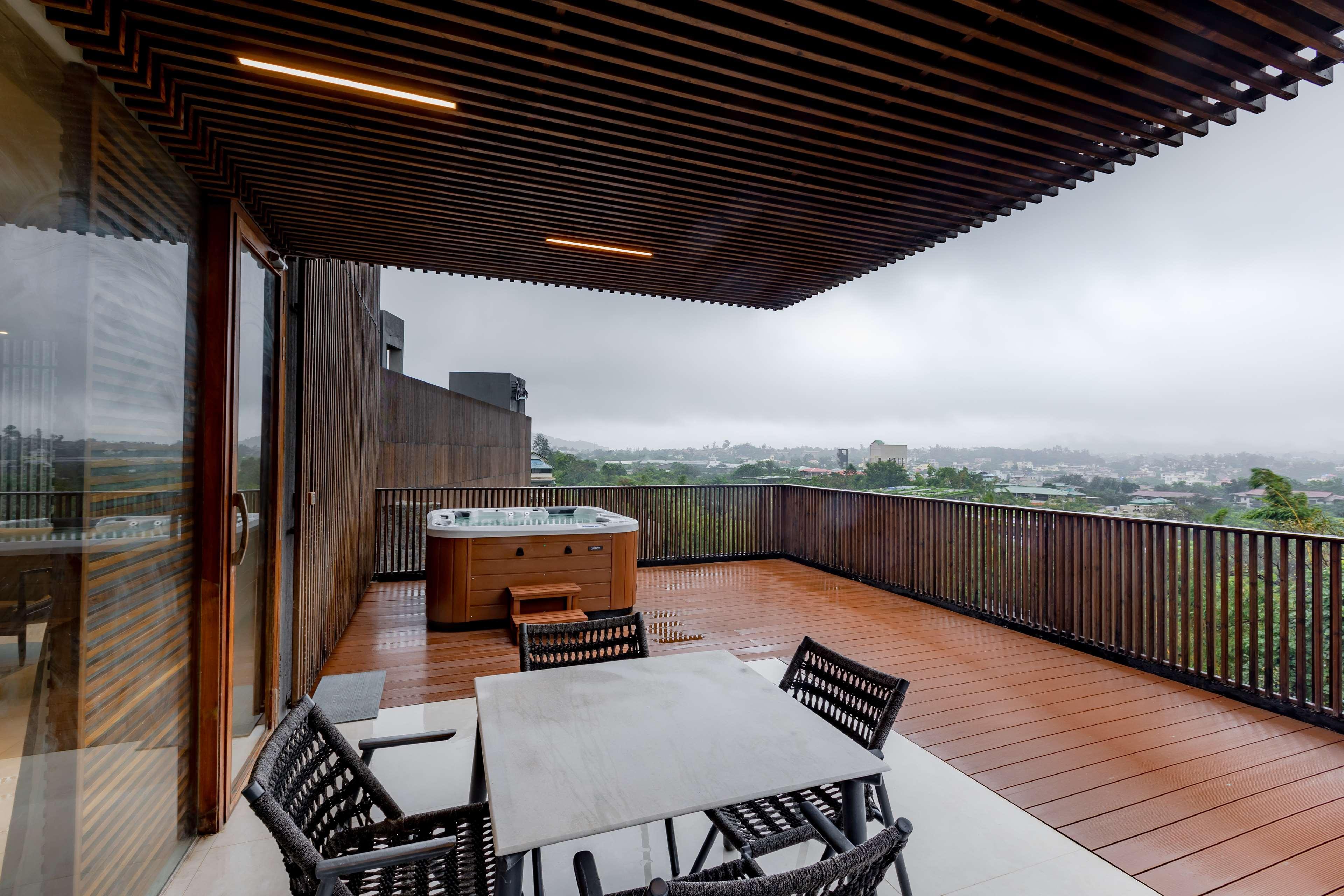 Radisson Resort&Spa Lonavala Esterno foto A rooftop terrace