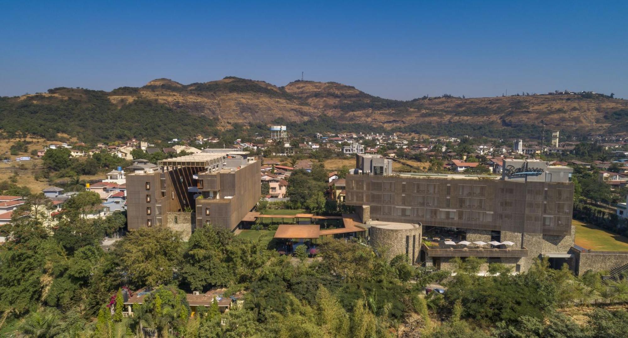 Radisson Resort&Spa Lonavala Esterno foto