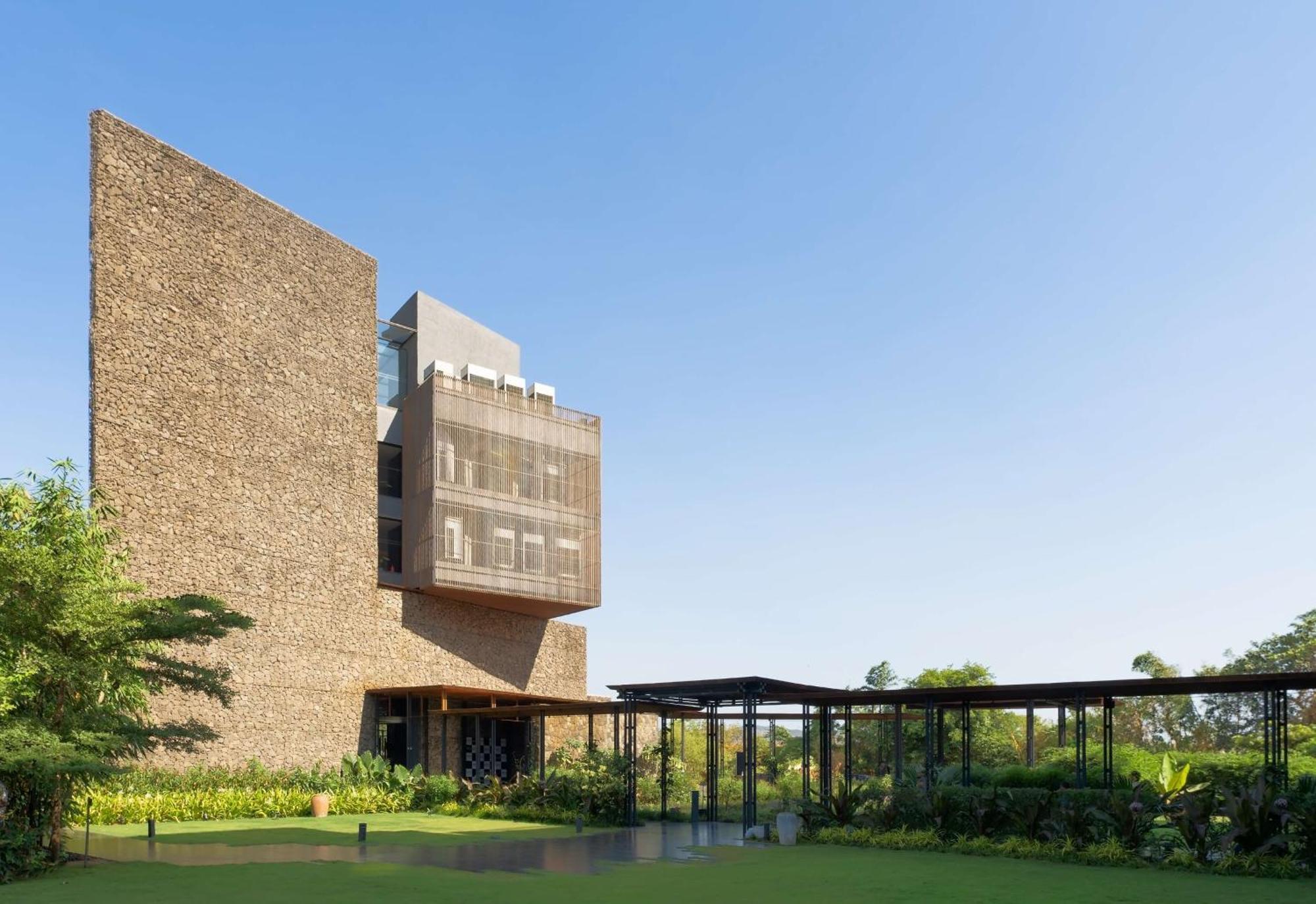 Radisson Resort&Spa Lonavala Esterno foto The Aga Khan Academy, Hyderabad