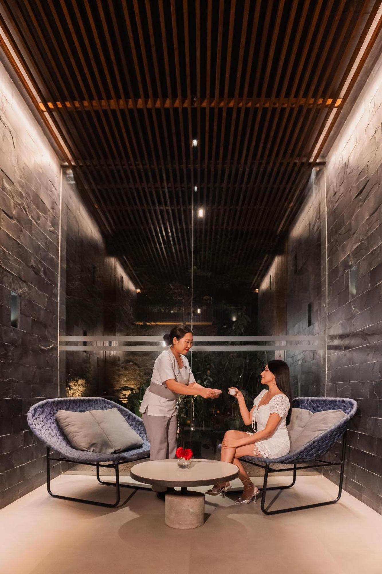 Radisson Resort&Spa Lonavala Esterno foto Spa at The Westin Maldives